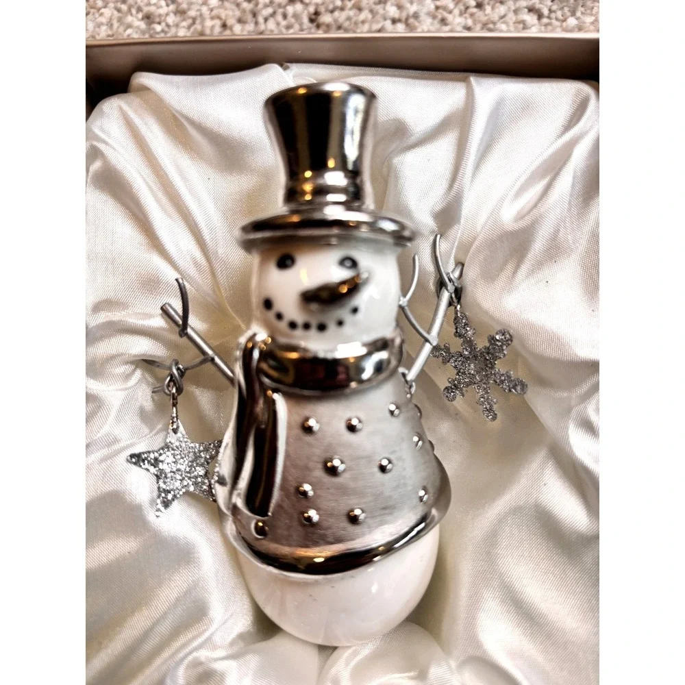 Pier 1 Snowman Figurine Silver White Glitter Star Snowflake Christmas Decor Noel
